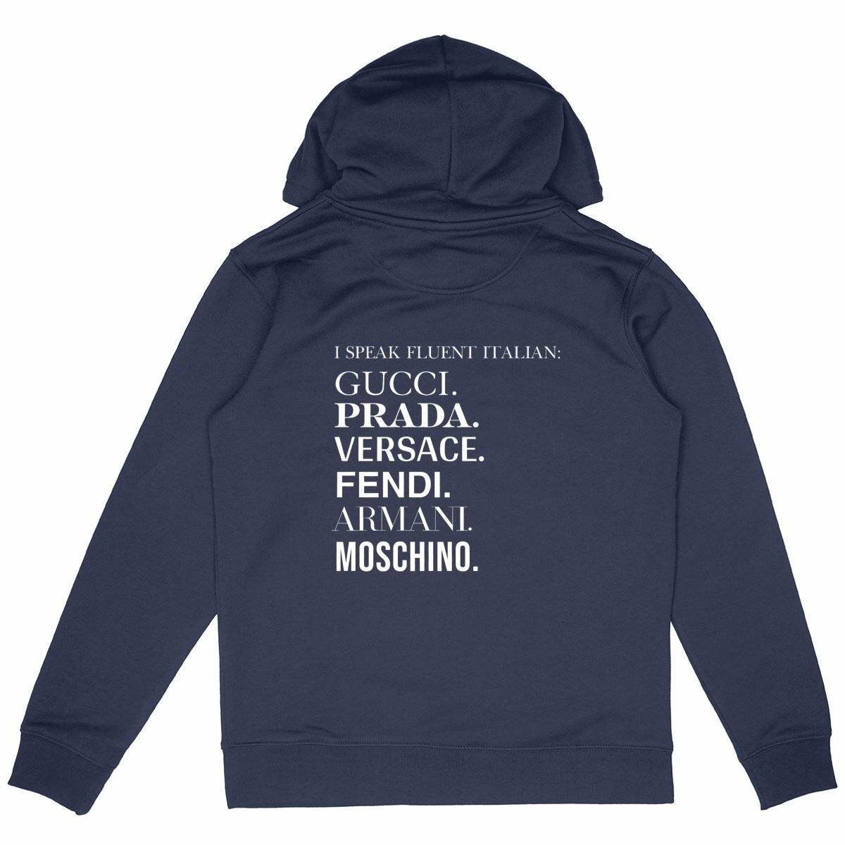 Sweat-shirt oversized unisexe ITALIAN LANGUAGE SWEAT bleu marine avec texte imprimé blanc listant des marques italiennes de luxe. Style streetwear écoresponsable.